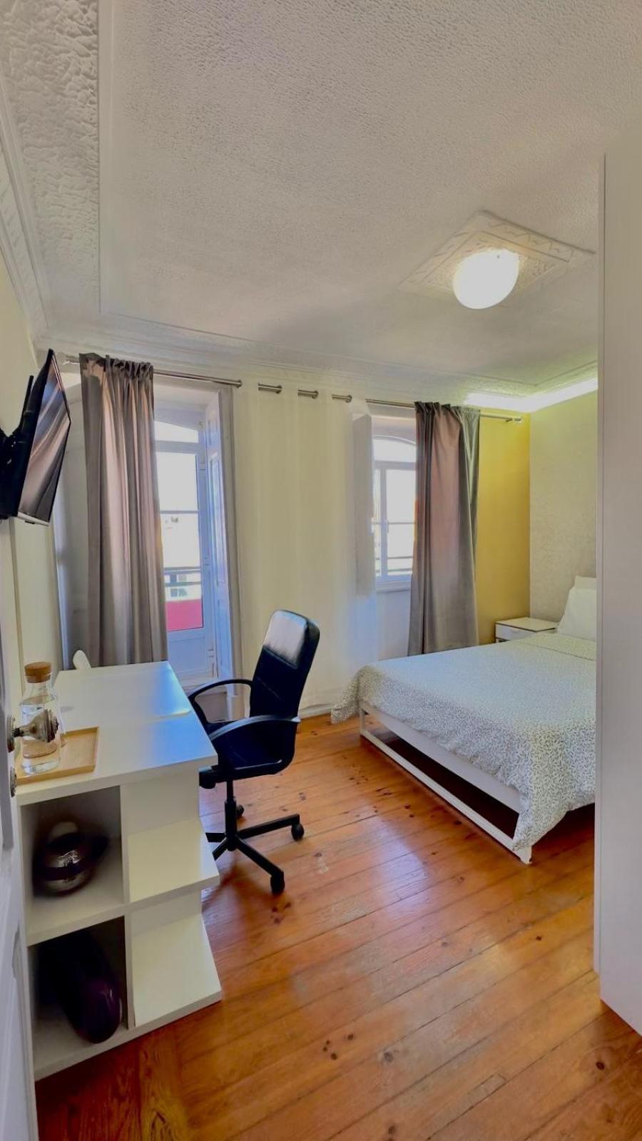 Nice Room *